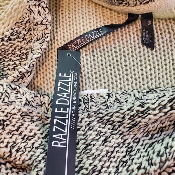 NWT RAZZLE DAZZLE SZ S/P Women's Long Sleeve Pullover Sweater Beige/Cream/Black - Picture 6 of 9